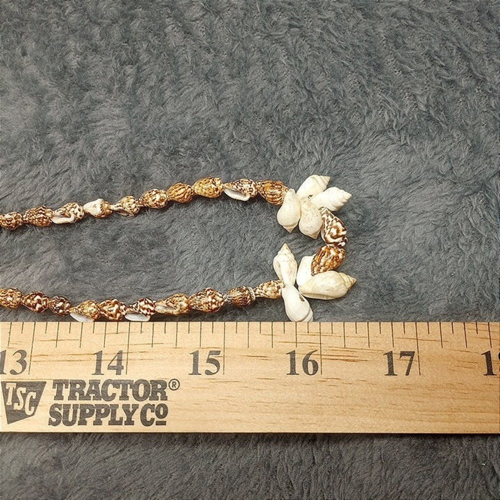 Hawaiian Seashell‎ Necklace Flower Charm Beach Boho 32 in. - Picture 6 of 8